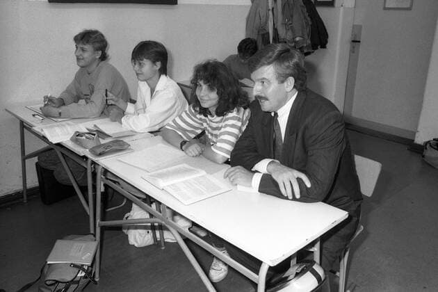 Bildungsminister Jürgen W. Möllemann (Deutschland FDP) an einer Schule in Dessau