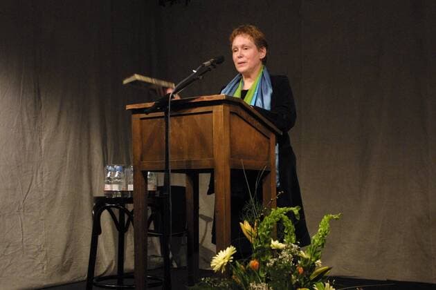 Die Autorin Brigitte Struzyk (Berlin) bei der Veranstaltung Vexierbilder - Ein Abend für Elke Erb zum 65. Geburtstag am 18.02.2003 in der Literaturwerkstatt Berlin.