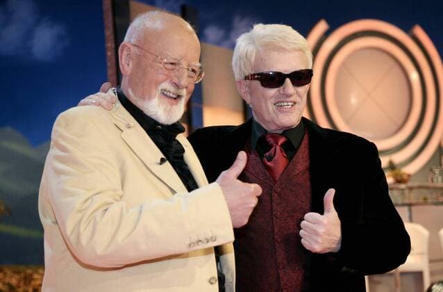 Sänger Heino (re.,GER) und Sänger Roger Whittaker - Generalprobe zur ARD Livesendung Das Herbstfest der Volksmusik