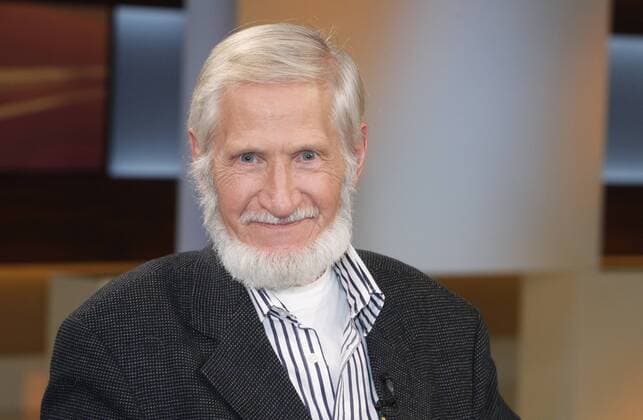 Rupert Neudeck (Vorsitzender der Friedensorganisation Grünhelme ) in der Talk-Show Anne Will am 14.11.2010 in Berlin Thema der Sendung: Illegale in Deutschland - welche Zuwanderer wollen wir?