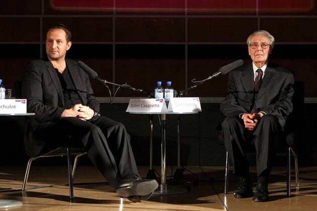 Tenor Björn Casapietra links und Musikwissenschaftler Prof. Dieter Härtwig ( beide GER ) während der Aufzeichnung der MDR-FIGARO Sendung KLASSIK TALK: Hommage an Herbert Kegel am 20.11.2010 im MDR-Studio am Augustusplatz in Leipzig.