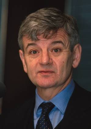Joschka Fischer , Bundesaussenminister , Portrait , 04.02.1999 , Frankfurt am Main