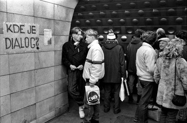 Poster Where is the dialogue? at a metro station in Prague during the November 1989 Velvet Revolution. CTK Photo Jaromir Cejka  CTKPhoto200910301217201