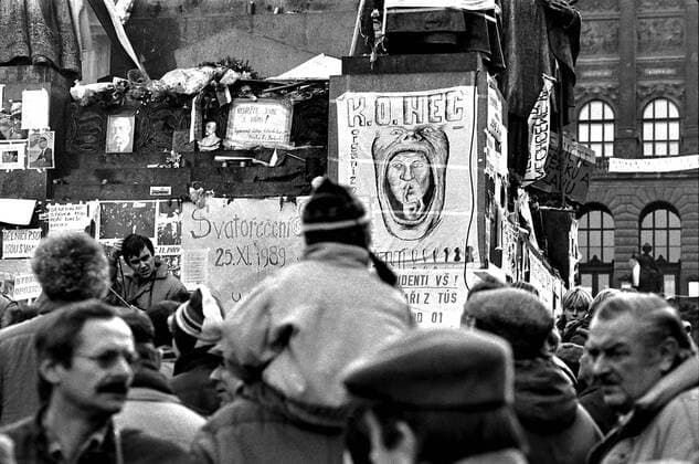 Signs and leaflets on pedestal of St. Wenceslas statue in Wenceslas Square in Prague during the Velvet Revolution in November 1989. CTK Photo Jaromir Cejka  CTKPhoto200910301217701