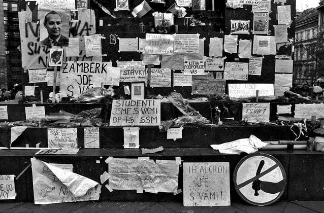 Signs and leaflets on pedestal of Saint Wenceslas statue in Prague during Velvet Revolution in November 1989. CTK Photo Jaromir Cejka  CTKPhoto200910301223301