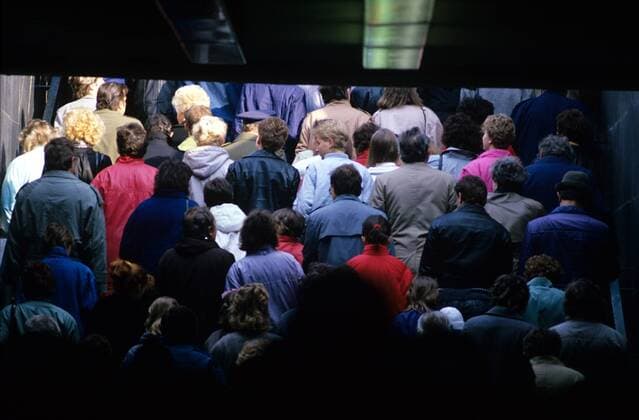 Crowds of commuters leave the Museum metro station in Prague, 1989. CTK Photo Jan Halaska  CTKPhoto200903170114801