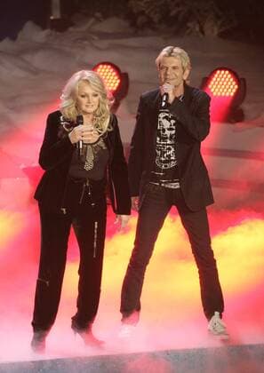Sängerin Bonnie Tyler (GBR) und Sänger Matthias Reim (GER) - Livesendung Winterfest der Volksmusik aus der Bördelandhalle Magdeburg