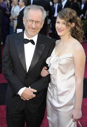 73. Berlinale, Steven Spielberg erhält den Goldenen Ehrenbären für sein Lebenswerk Steven Spielberg and daughter Destry Allyn arrive on the red carpet for the 83rd annual Academy Awards at the Kodak Theater in Hollywood on February 27, 2011.  LAP20110227053