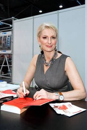 Leipziger Buchmesse 2011. Autorin Desiree Nick ( GER ). Autorin Desiree Nick ( GER ) präsentiert am 18.03.2011 ihr Buch Gibt es ein Leben nach fünfzig? anläßlich der Leipziger Buchmesse 2011.