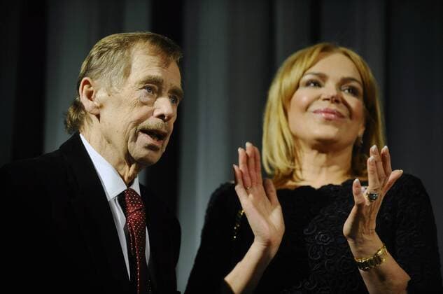 Former Czech president Vaclav Havel and his wife Dagmar, who starred in the film one of the main roles, in Prague s cinema Lucerna at the premiere of Havel s film debut Leaving, Czech Republic, March 22, 2011. (CTKxPhoto KaterinaxSulova)  CTKPhoto61201103221242401