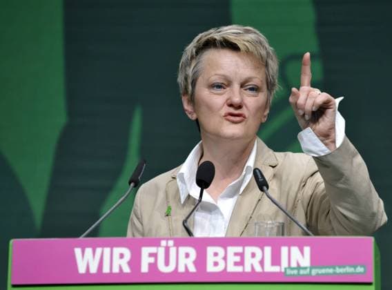 09.04.2011 Berlin Kreuzberg : Renate Künast Bündnis 90 Die Grünen Rede der Berliner Landesmitgliederversammlung im Tempodrom