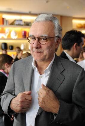 ITAR-TASS: ST. PETERSBURG, RUSSIA. JUNE 9, 2011. Restaurateur Alain Ducasse poses for cameras as he opens miX in St.Petersburg restaurant at W Hotels Worldwide.  premiumd Aufmacher RE0E8728
