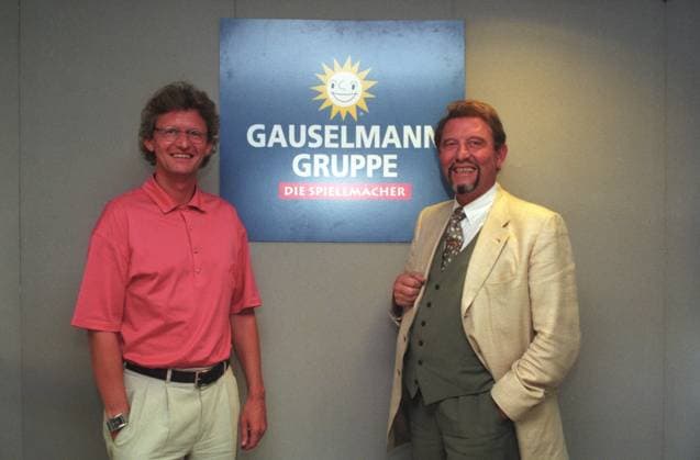 Michael Gauselmann (li., Gauselmann Gruppe) neben seinem Bruder Paul Gauselmann (Vorstandssprecher Gauselmann Gruppe) in Espelkamp