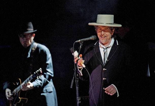 Bob Dylan, der Sänger (70) bei seinem Konzert am 18.6.2011 im Rahmen vom 21. Feis Music Festival 2011 im Finsbury Park in London Bob Dylan Konzert in London, 2011 