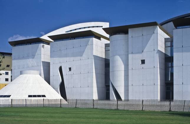 Architektur von Christian de Portzamparc Paris, moderne Architektur, Cite de la Musique - Paris, modern Architecture, Cite de la Musique