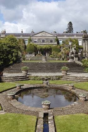 Spanischer Garten, Mount Stewart House and Gardens, Newtownards, County Down, Nordirland, Irland, Vereinigtes Königreich, Europa iblman01974733