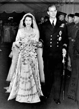 UK: Marriage of Princess Elizabeth and Philip, 20th November 1947. Later Queen Elizabeth II and the Duke of Edinburgh. Mono Print !AUFNAHMEDATUM GESCHÄTZT! UnitedArchives0765694
