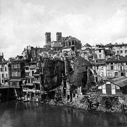 WW1 France: Scene of ruins at Verdun. 1918 Mono Print !AUFNAHMEDATUM GESCHÄTZT! UnitedArchives0771565