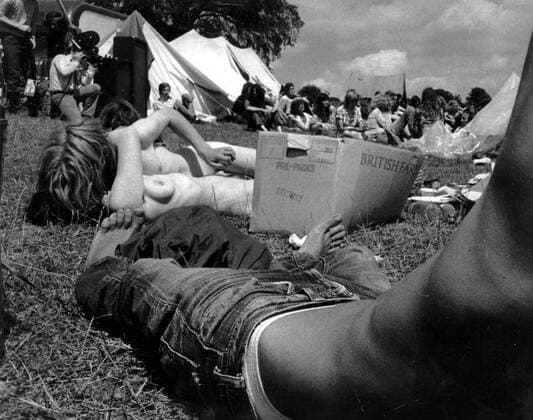 Glastonbury Free Festival 1971 Mono Print !AUFNAHMEDATUM GESCHÄTZT! UnitedArchives0652458