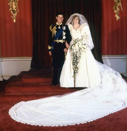 Wedding of the Prince and Princess of Wales (Lady Diana Spencer) 29 July 1981 - Buckingham Palace ©TopFoto Colour Medium Format Transparency !AUFNAHMEDATUM GESCHÄTZT! UnitedArchives1061033