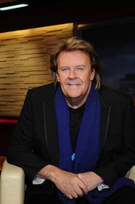 Der Sänger Howard Carpendale zu Gast bei der ARD Talkshow Menschen bei Maischberger am 01.11.2011 in Köln