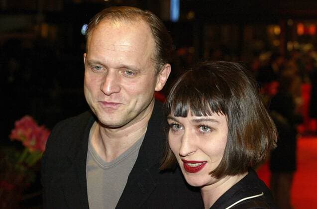 Berlinale 2003, 53. Internationale Filmfestspiele Berlin Berlin Film Festival, Tag 3 Ulrich Tukur mit Ehefrau Katarina