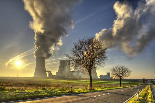  IMAGO Nature: Unsere Erde, Energiequellen, Kohlekraftwerke Braunkohlekraftwerk Neurath, Grevenbroich, Nordrhein-Westfalen, Deutschland, Europa iblfhr02083835
