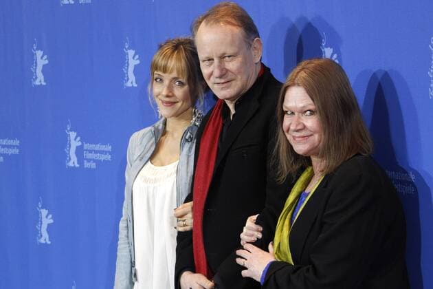 Berlinale 2010, 60. Internationale Filmfestspiele Berlin 60th Berlin International Film Festival, Tag 5. Photocall zu En ganske snill mann A Somewhat Gentle Man Jannike Kruse Jatog, Stellan Skarsgard, Jorunn Kjellsby