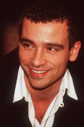 Eros Ramazzotti 01 95 mmm Mann Pop Gesang Italien Musik dunkelhaarig hoch Portrait lächelnd