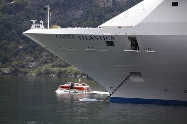 Kreuzfahrtschiffe im Geirangerfjord, Norwegen Costa Atlantica