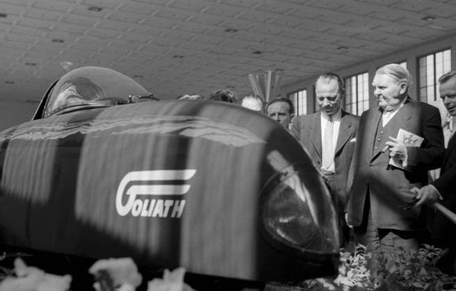 Internationaler Autosalon am Funkturm in Berlin, 06.-16. Sept. 1951 Ludwig Erhard