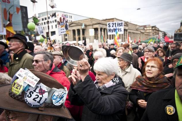 S21 Gegner-Demo am Schlossplatz am 18.02.