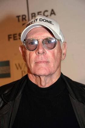 New York, New York, U.S. - I10665BT.THE FIFTH ANNUAL TRIBECA FILM FESTIVAL PRESENTS THE PREMIERE OF WALKER PAYNE TRIBECA PERFORMING ARTS CENTER NEW YORK New York 04-26-2006. - - 2006.BRUCE DERN New York U.S.  - ZUMAta1