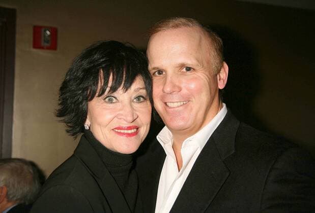 Nov. 30, 2005 - New York, New York, U.S. - CHITA RIVERA AND SCOTT ELLIS AT THE FRED EBB FOUNDATION AND ROUNDABOUT THEATRE COMPANY COCKTAIL RECEPTION AND PRESENTATION OF THE 1ST ANNUAL FRED EBB AWARD FOR MUSICAL THEATRE SONGWRITING AT THE AMERICAN AIRLINES THEATRE PENTHOUSE LOUNGE IN NEW YORK New York ON 11-29-2005. 2005..K46088HMc New York U.S.  - ZUMAmg1
