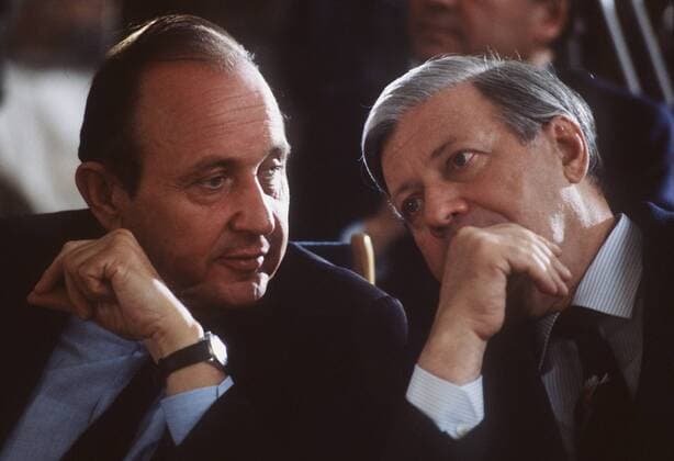 Helmut SCHMIDT,ALT-BUNDESKANZLER ,mit Hans Dietrich GENSCHER,Aussenminister