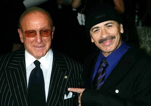 Sept. 23, 2004 - New York, New York, U.S. - K39639RM.ASHLEY JUDD TO HOST STAR-STUDDED YOUTHAIDS BENEFIT TO RAISE HIV AIDS AWARNESS AND RESOURCES AT CAPITALE, NEW YORK New York 09 23 2004. CLIVE DAVIS._CARLOS SANTANA New York U.S.  - ZUMAmk1