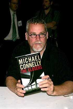 June 4, 2005 - New York, New York, U.S. - K43569RM.2005 BOOK EXPO WAS HELD AT THE JACOB K JAVITS CONVENTION CENTER, NEW YORK New York.06-04-2005. - 2005..MICHAEL CONNELLY New York U.S.  - ZUMAmk1