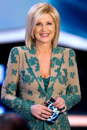 ZDF - C a r m e n N e b e l. Fernsehmoderatorin Carmen Nebel ( GER ). Fernsehmoderatorin Carmen Nebel ( GER ) während der ZDF - Fernsehshow Willkommen bei C A R M E N N E B E L am 24.03.2012 im Velodrom Berlin.