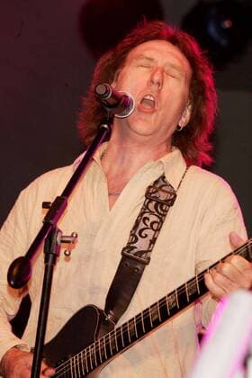 July 26, 2006 - New York, New York, U.S. - HIPPIEFEST AT ASSER LEVY PARK.BROOKLYN 07-26-2007. 2007.DENNY LAINE (OF WINGS AND THE MOODY BLUES).K53979RM New York U.S.  - ZUMAmk1