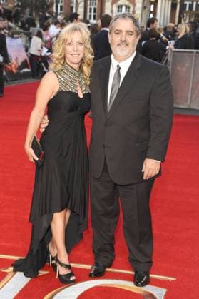 Weltpremiere von Titanic 3D in der Royal Albert Hall, London Jon Landau mit Ehefrau Julie 