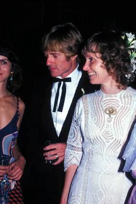 Sep. 21, 1958 - New York, New York, U.S. - ROBERT REDFORD WITH WIFE LOLA VAN WAGENEN. - PHOTOT, INC. New York U.S.  - ZUMAsb3