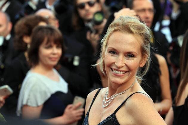 Estelle Lefebure - Premiere des Films On the road - 65. Internationale Filmfestspiele Cannes - 23 05 2012 NicolasGavet Panoramic 