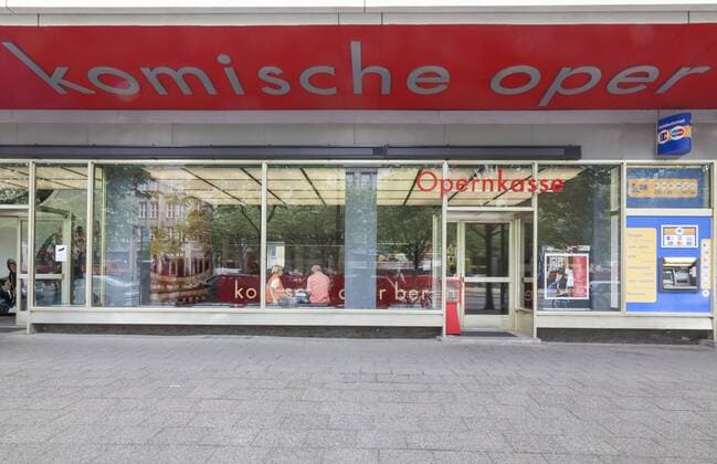 Komische Oper, Unter den Linden, Berlin, Deutschland, Europa ibljwd02284747