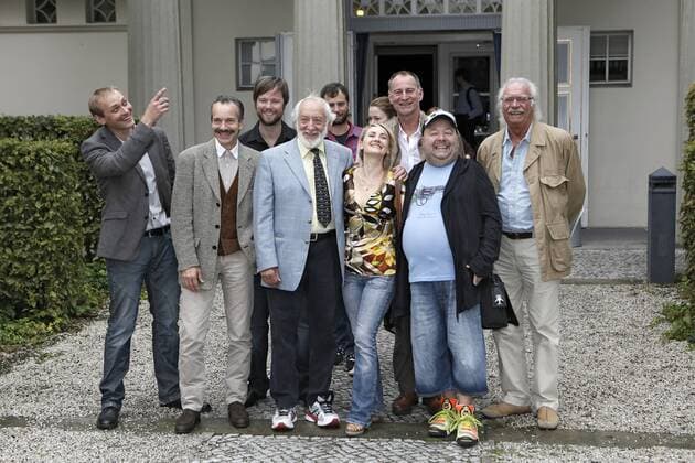 BERLIN, 24.08.2012 JAHRESPRESSEKONFERENZ DES SCHLOSSPARK THEATER, VORSTELLUNG DES SPIELPLANS SAISON 2012-2013. ZU SEHEN: u.a.: DER SCHAUSPIELER UND GESCHÄFTSFÜHRER VOM SCHLOSSPARK THEATER; DIETER HALLERVORDEN UND SCHAUSPIELER DIRK BACH; ACHIM WOLFF