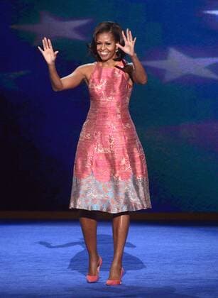 Berühmte Feministinnen, Michelle Obama First Lady Michelle Obama waves after speaking at the Democratic National Convention at the Time Warner Cable Arena in Charlotte, North Carolina on September 4, 2012.  DNC20210904901