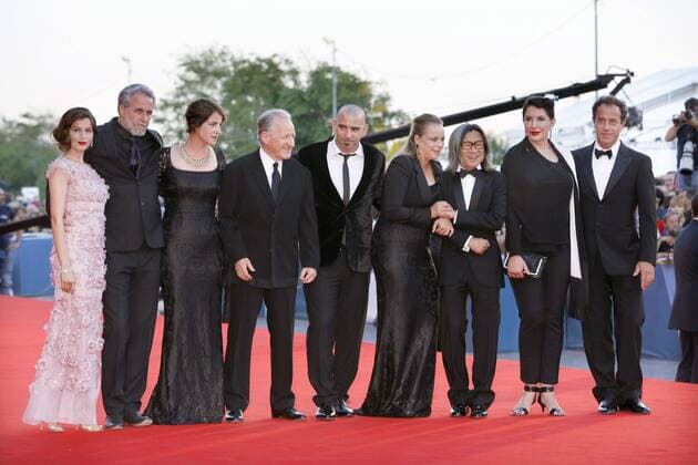 Award Ceremony Arrivals, Venice 2012 Jury members Laetitia Casta, Ari Folman, Ursula Meier, jury president Michael Mann and jury members Pablo Trapero, Samantha Morton, Peter Ho-Sun Chan, Marina Abramovic and Matteo Garrone arrive for the award ceremony of the 69th Venice International Film Festival, Sept. 8, 2012 Foto:xD.xBedrosianx xFuturexImage