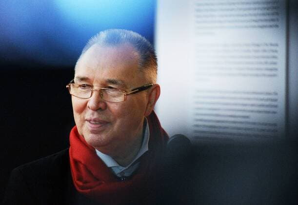 ITAR-TASS: MOSCOW, RUSSIA. OCTOBER 17, 2012. Designer Vyacheslav Zaitsev at his fashion exhibition The Glory of Russian Fashion during Mercedes-Benz Fashion Week.  RE10B124