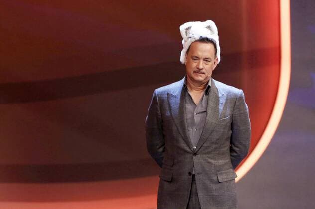 TV-Show Wetten Dass...? Tom Hanks als Kater von den Bremer Stadtmusikanten. Fernsehshow Wetten Dass...? aus der ÖVB-Arena. Bremen 03.11.2012 Foto:xS.xGabschx xFuturexImage