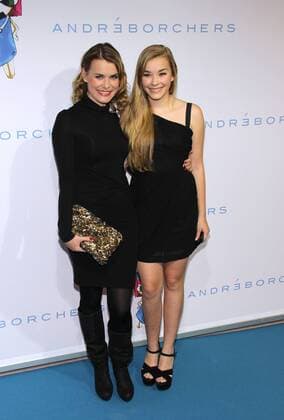 Andrea Lüdke und ihre Tochter Milena Tscharntke beim Kin Accessoires Collection Launch Event von A.Borchers am 13.11.2012 in Hamburg A.Borchers Kin Kollektion Launch Event in Hamburg, 2012 
