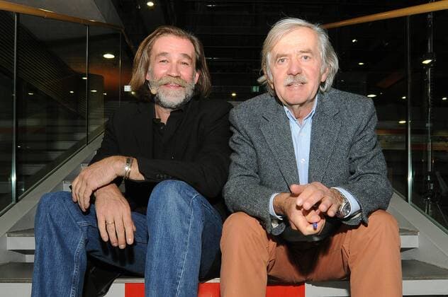 Erfurt, 16. Herbstlese 2012 , Atrium der Stadtwerke Erfurt Wilfried Erdmann und Achill Moser erzählen Von der Wüste und vom Meer. Zwei Grenzgänger, eine Sehnsucht (Hoffmann & Campe Verlag) im Bild: Achill Moser und Wilfried Erdmann Wilfried Erdmann und Achill Moser - Herbstlese Erfurt